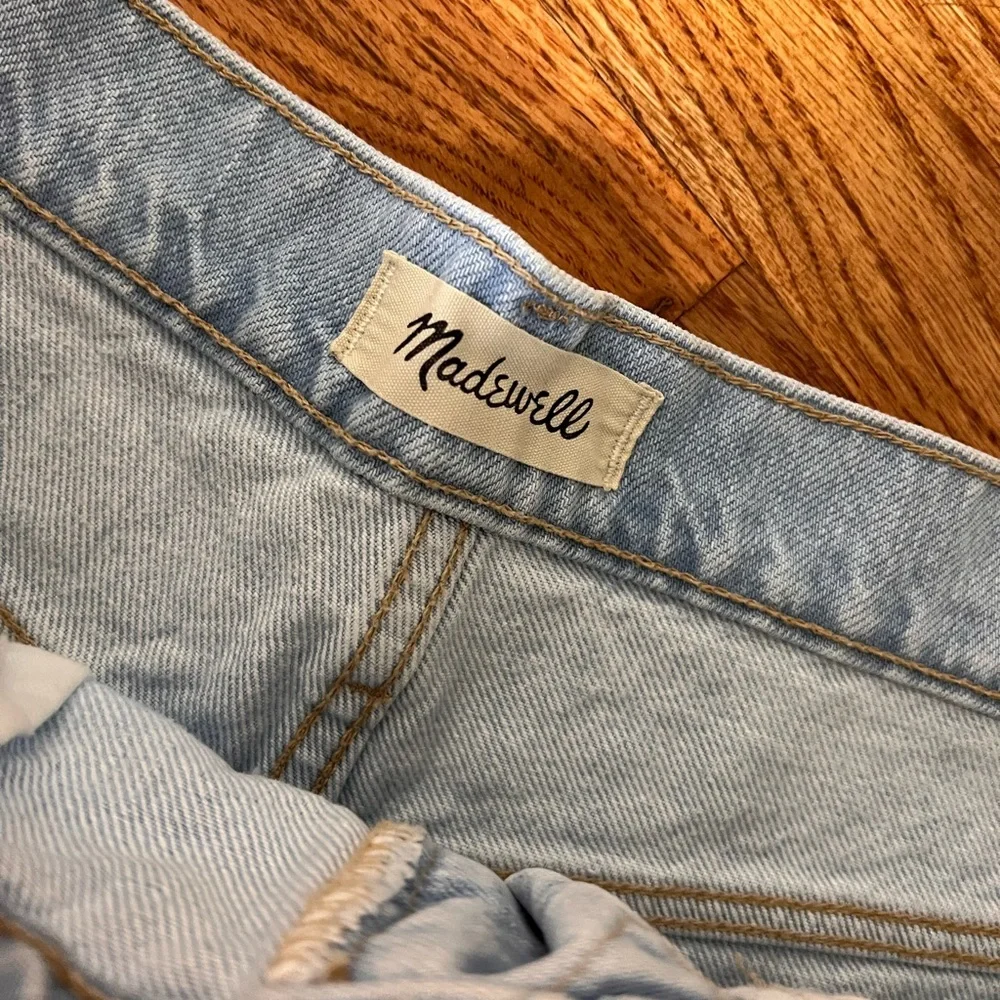 Madewell Light Blue Distressed Denim Mid Length Shorts - Picture 3 of 8
